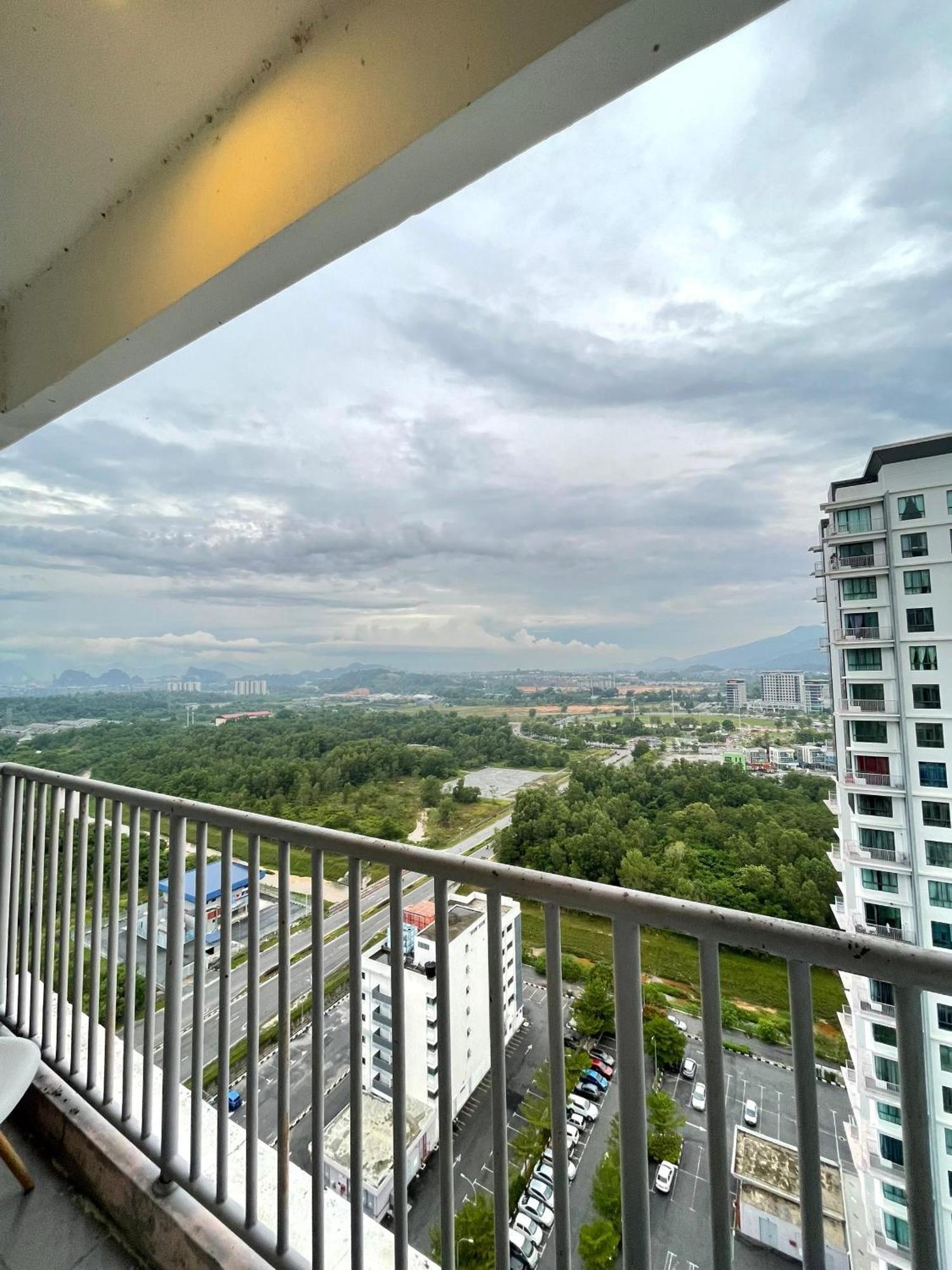 Casa Kayangan Meru Ipoh 3Br Allure -By Goswell Buitenkant foto